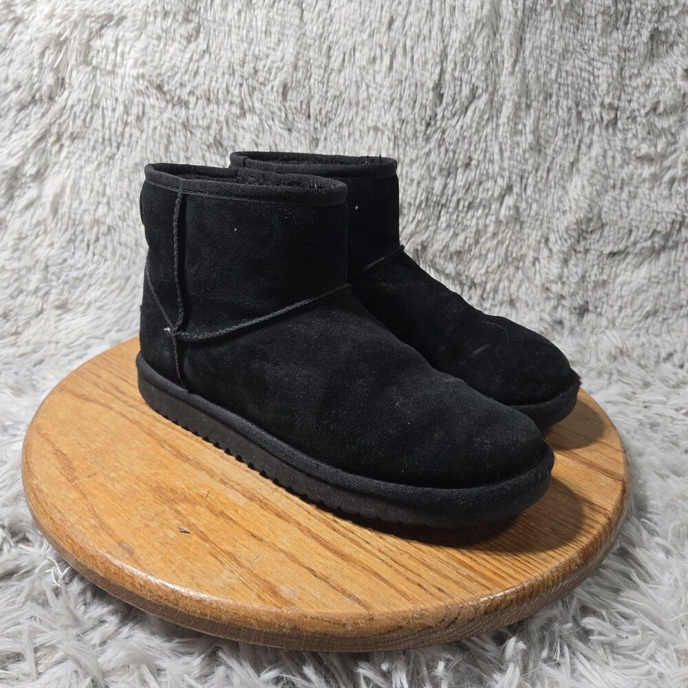 UGG Australia Suede Sheepskin Women Boots Classic Femme Mini Size 7 Retro Luxury